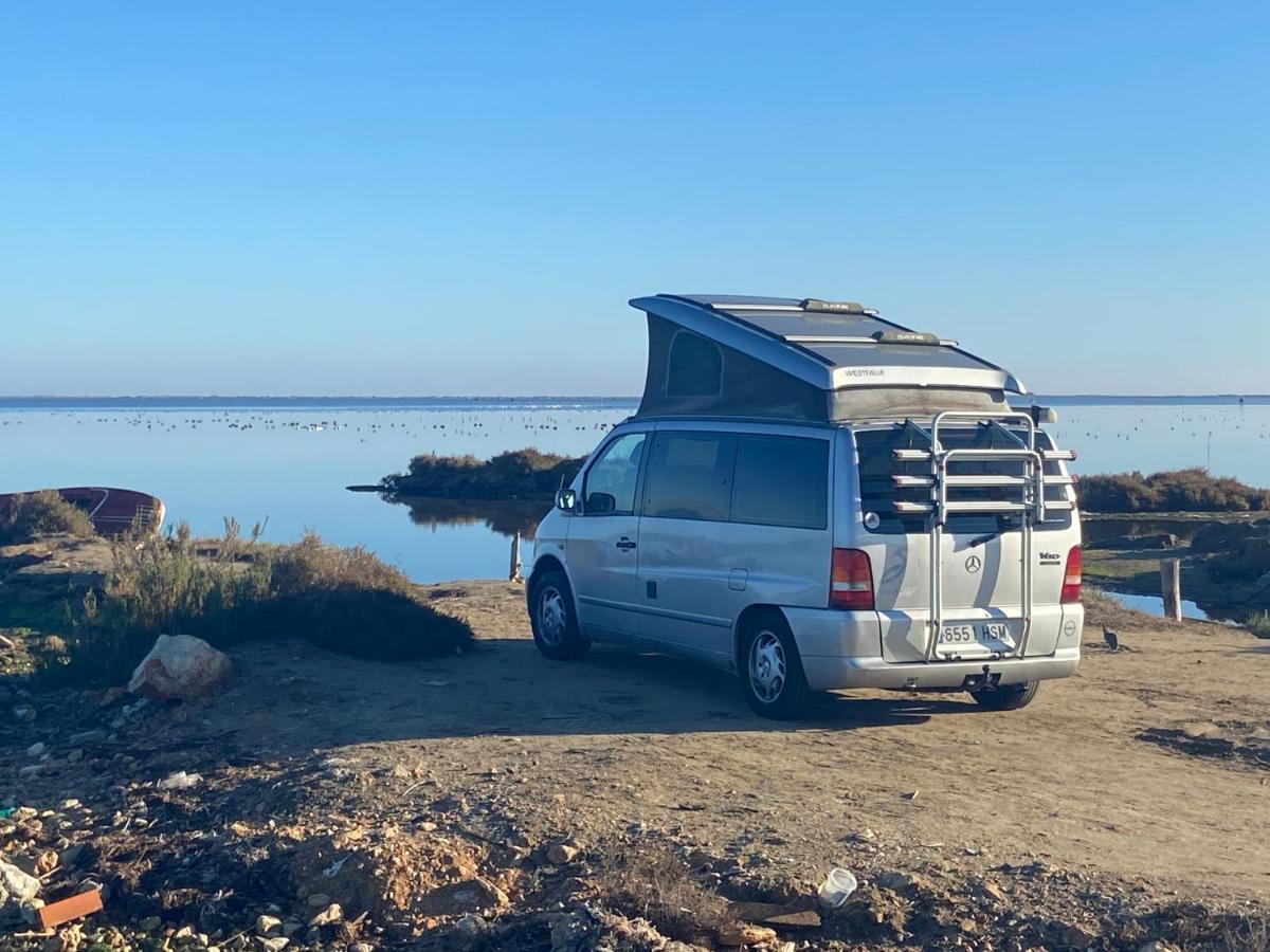 Mercedes Marco Polo Bateau-hôtel